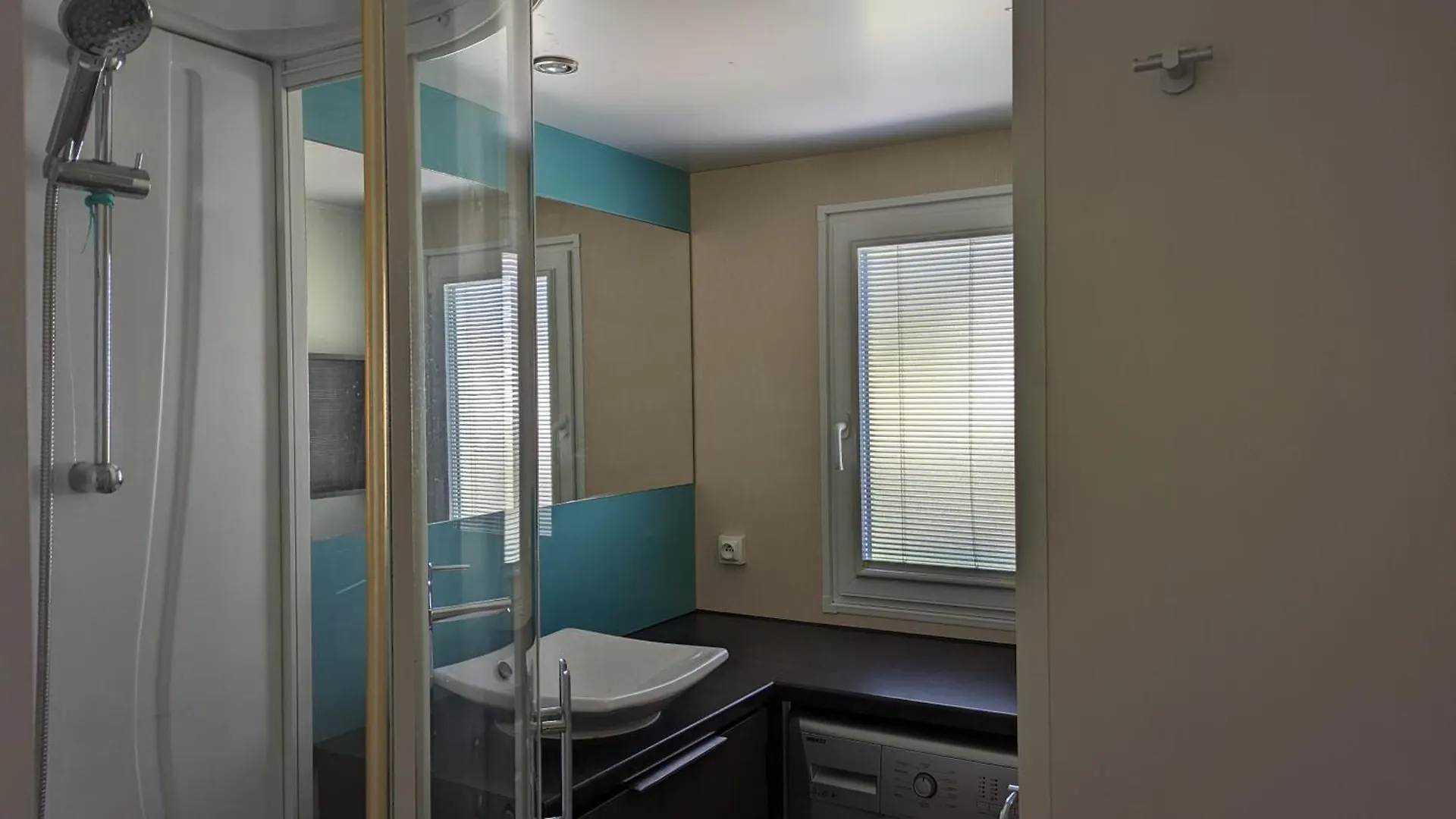 Campeggio Mobil Home A 200M De La Mer Au Camping Des Pins Maritimes Hyères Francia